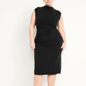 Old Navy Ruched Midi Dress